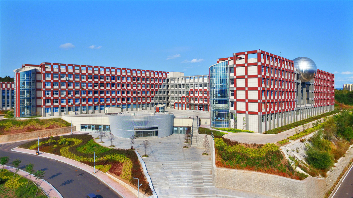 8 延边大学理工实训楼..jpg